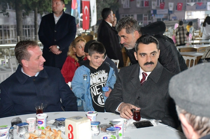 Başkan Fatih Önge’den 3000 Kişilik İftar Yemeği