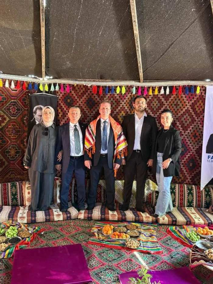 Başkan Önge 32.Erdemli Geleneksel Türkmen şölenine katıldı
