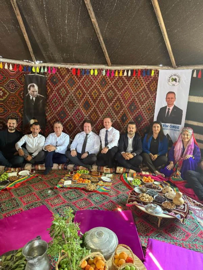 Başkan Önge 32.Erdemli Geleneksel Türkmen şölenine katıldı