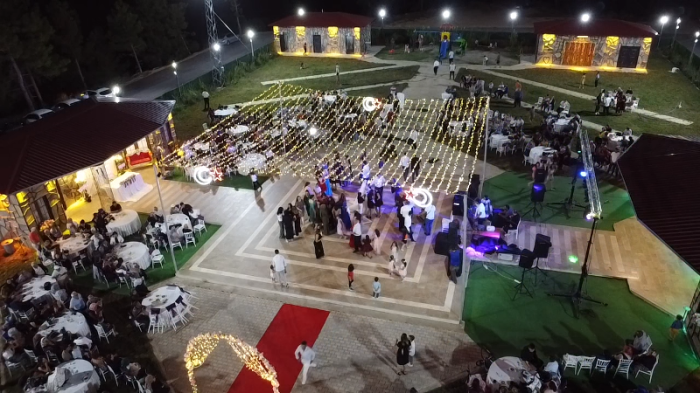 Abdullah İlknur Çiftine Mutluluklar Dileriz