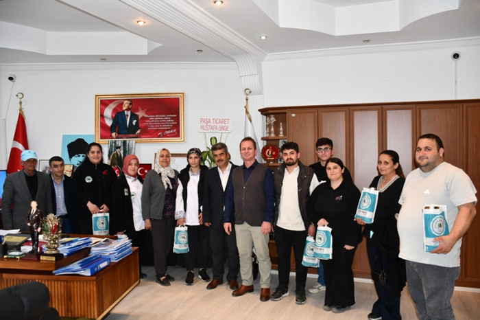 Başkan Fatih Önge Belediye Personelleriyle Bayramlaştı