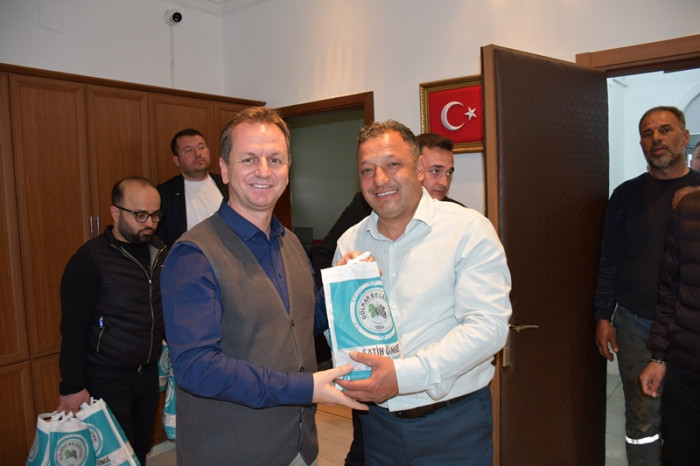 Başkan Fatih Önge Belediye Personelleriyle Bayramlaştı