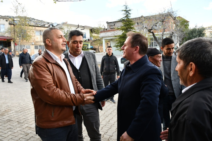 Başkan Önge 1 Günde 8 Mahalle Halkıyla Buluştu