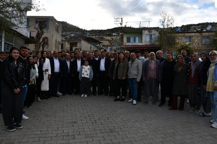 Başkan Önge 1 Günde 8 Mahalle Halkıyla Buluştu