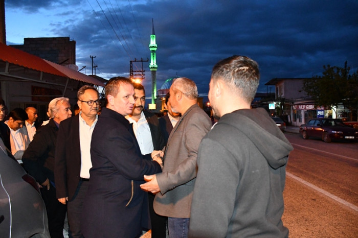 Başkan Önge 1 Günde 8 Mahalle Halkıyla Buluştu