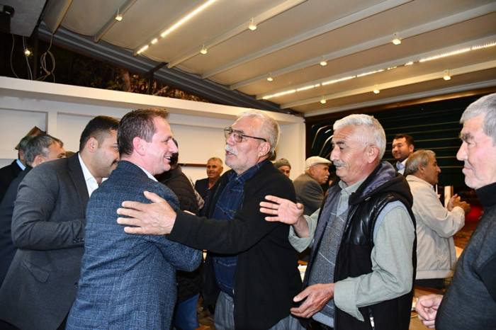Başkan Önge 1 Günde 8 Mahalle Halkıyla Buluştu
