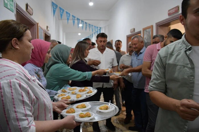 MHP Gülnar İlçe Başkanlığı'nda Bayramlaşma: Birlik ve Beraberlik Vurgusu