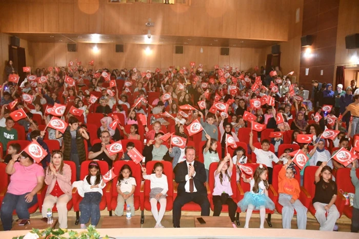 Başkan Önge'den 23 Nisan Müjdesi: Çocuklarımız İçin İki Muhteşem Gösteri