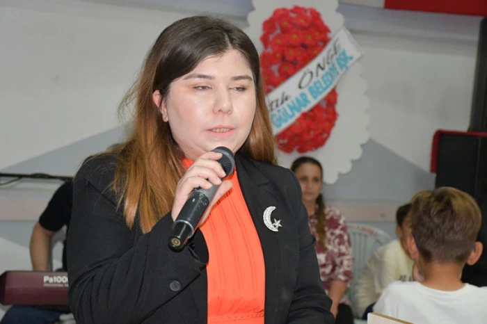 Gülnar’da Anneler Günü Programına Yoğun İlgi