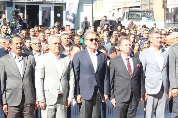 Mersin Büyükşehir Belediye Başkanı Vahap Seçer,Gülnar 'da