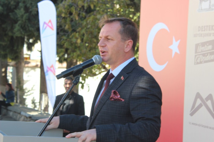 Mersin Büyükşehir Belediye Başkanı Vahap Seçer,Gülnar 'da