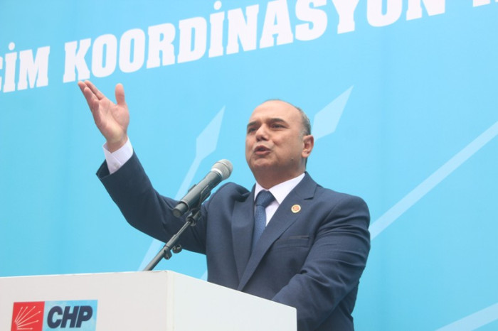 Vahap Seçer Gülnar Halkından Destek İstedi