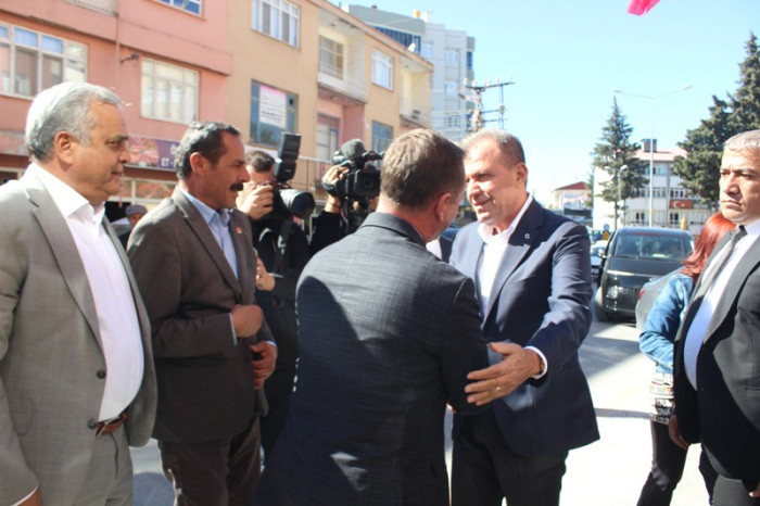 Mersin Büyükşehir Belediye Başkanı Vahap Seçer,Gülnar 'da