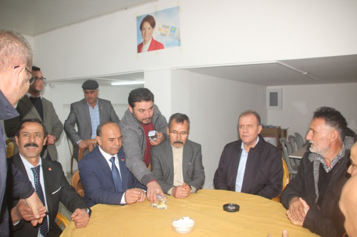 Vahap Seçer Gülnar Halkından Destek İstedi