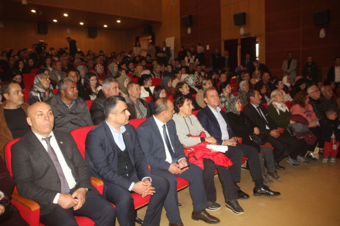 Vahap Seçer Gülnar Halkından Destek İstedi