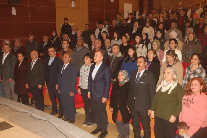 Vahap Seçer Gülnar Halkından Destek İstedi