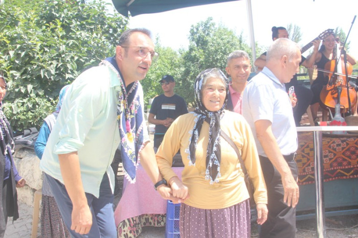 Gülnar Gübre Tarım Dualarla Açıldı