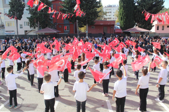 29 Ekim Cumhuriyet Bayramının Kuruluşunun 101.Yılı Çoşkuyla Kutladı