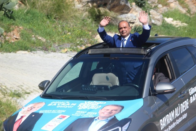 Başkan Seçer Büyükeceli Halkıyla Bir Araya Geldi