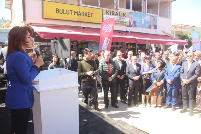Başkan Seçer Büyükeceli Halkıyla Bir Araya Geldi