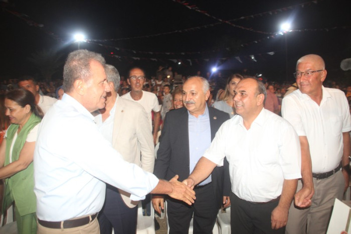 Aydıncık Yaza Veda Festivali Gerçekleşti