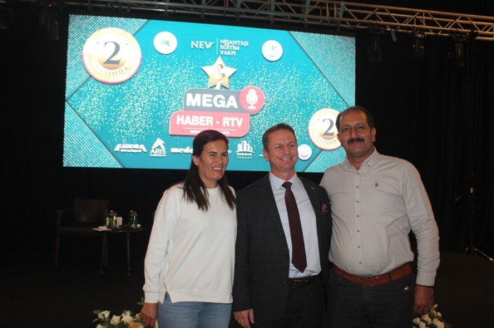 Mega Tv 2 Yaşında