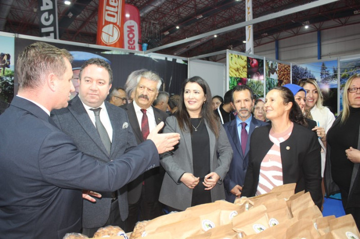 Gülnar Belediyesi Tarım Fuarında