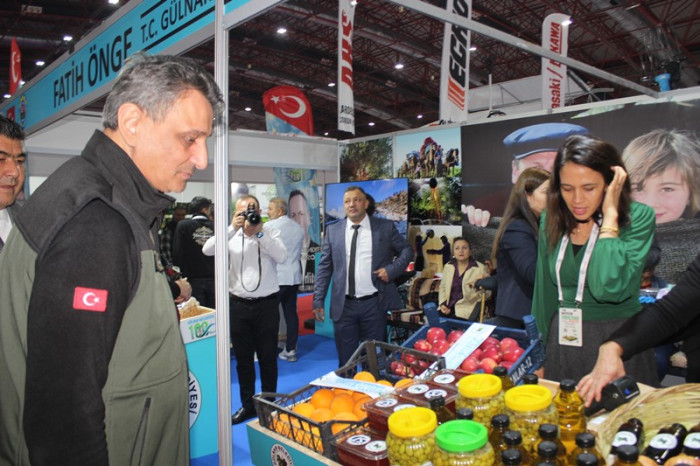 Gülnar Belediyesi Tarım Fuarında