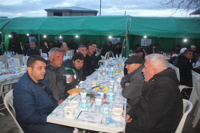 Dede Mahalle Sakinleriyle İftarda Buluştu