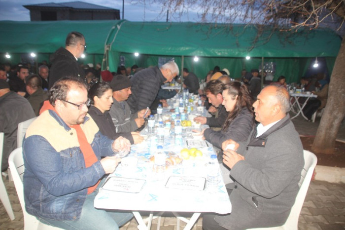 Dede Mahalle Sakinleriyle İftarda Buluştu