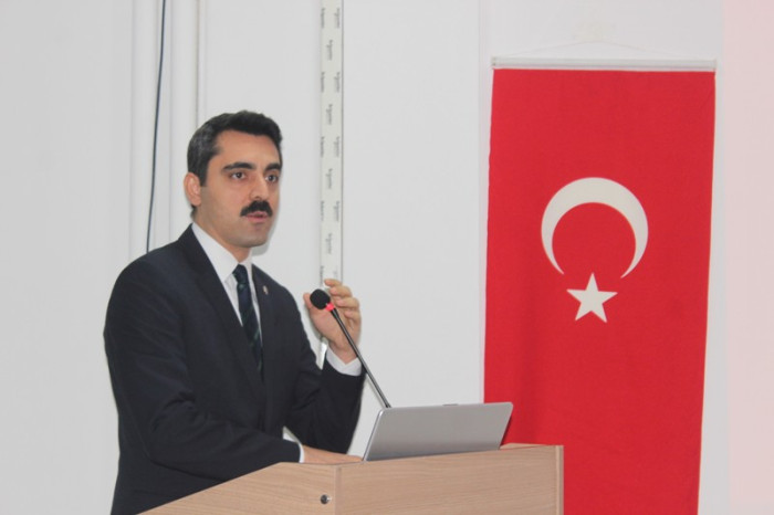 Kaymakam Yaktı,Orman Personellerine Başarı Belgesi Verdi