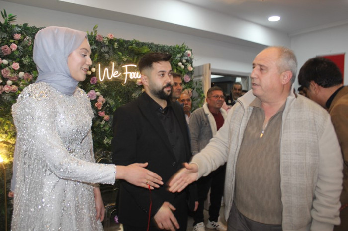 Sena &Mehmet Çiftine Mutluluklar Dileriz