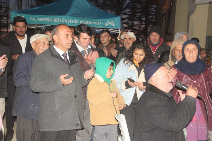 Başkan Adayı Dede Köseçoban Halkıyla İftar Yemeği Verdi