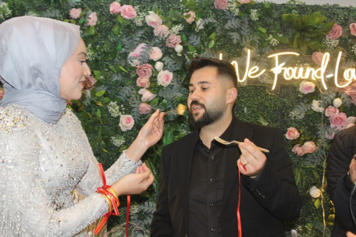 Sena &Mehmet Çiftine Mutluluklar Dileriz