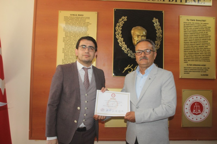 Gülnar Belediye Başkanı Fatih Önge Mazbatasını Aldı