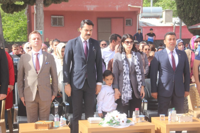 23 Nisan Ulusal Egemenlik ve Çocuk Bayramının 104.Kuruluş Yıl dönümü Gülnar İlçesinde kutlandı.