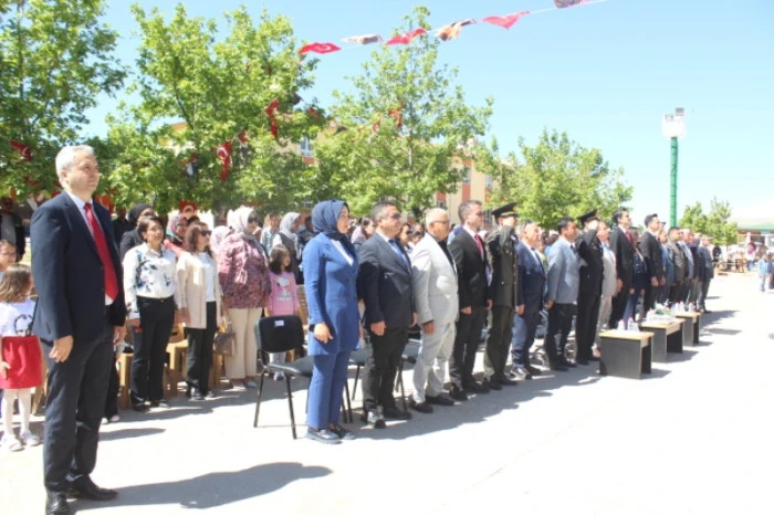 19 Mayıs Atatürk'ü Anma, Gençlik ve Spor Bayramı Coşkuyla Kutlandı