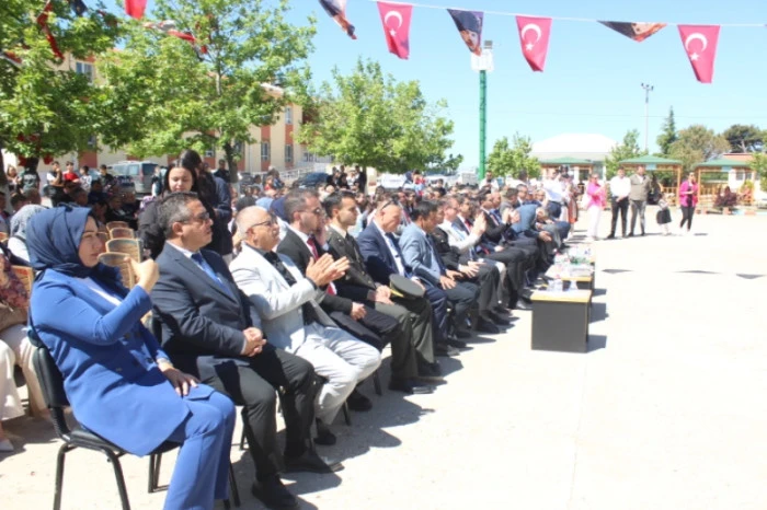19 Mayıs Atatürk'ü Anma, Gençlik ve Spor Bayramı Coşkuyla Kutlandı