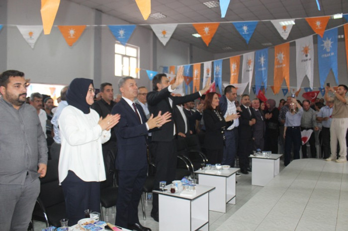Ak Parti Gülnar 7.İlçe Kongresi Gerçekleşti