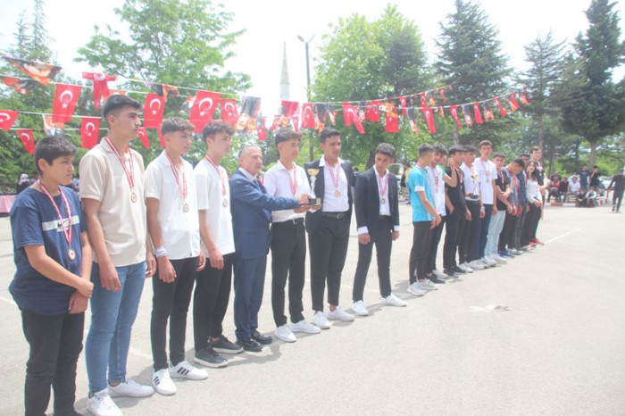 19 Mayıs Atatürk’ü Anma Gençlik ve Spor Bayramının 105.Yılı çeşitli etkinliklerle kutlandı