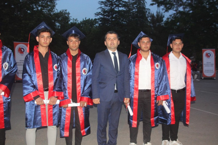 Gülnar Mesleki ve Teknik Anadolu Lisesinden 55 Öğrenci mezun oldu