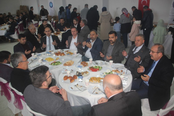 Türkiye Kamu-Sen Gülnar Temsilciliği tarafından Kahvaltı Buluşması