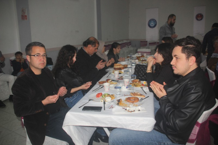 Türkiye Kamu-Sen Gülnar Temsilciliği tarafından Kahvaltı Buluşması