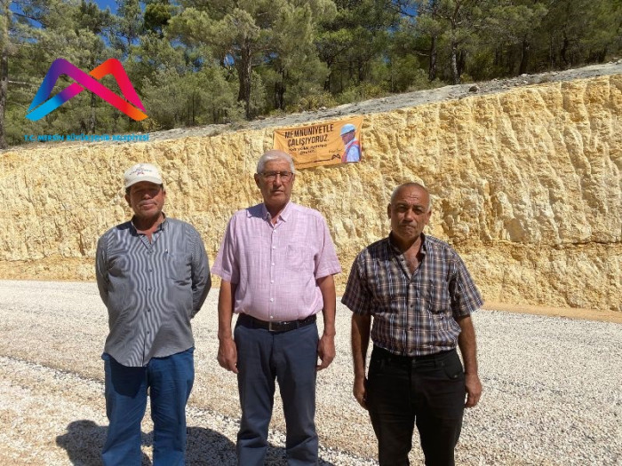 Mersin Büyükşehir Belediyesi Gülnar Koordinasyon ekipleri tarafından tek seferde 10 km uzunluğunda 12 metre genişliğinde asfalt çalışmasına başlandı.
