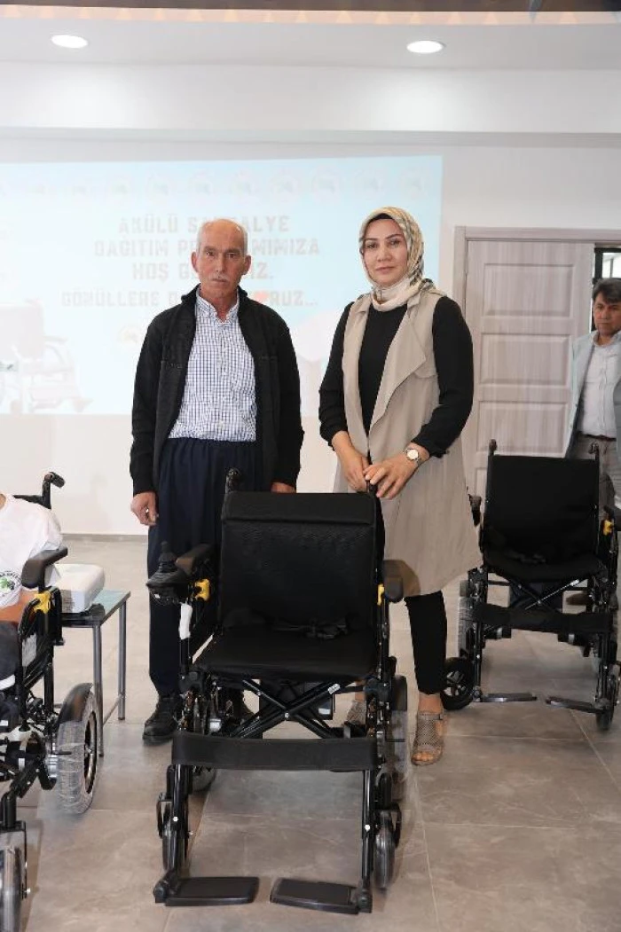 Gülnar Belediyesi Engelliler Haftası'nda 12 İhtiyaç Sahibine Umut Oldu