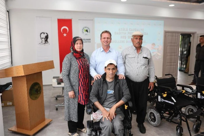 Gülnar Belediyesi Engelliler Haftası'nda 12 İhtiyaç Sahibine Umut Oldu