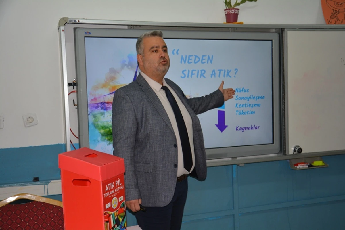 100. Yıl İlkokulu'nda Sıfır Atık Eğitimi