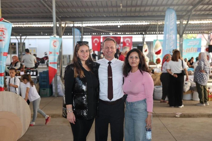 Gülnar'ın Bereketli Toprakları 3. Yöresel Ürün Festivali'nde Tanıtıldı