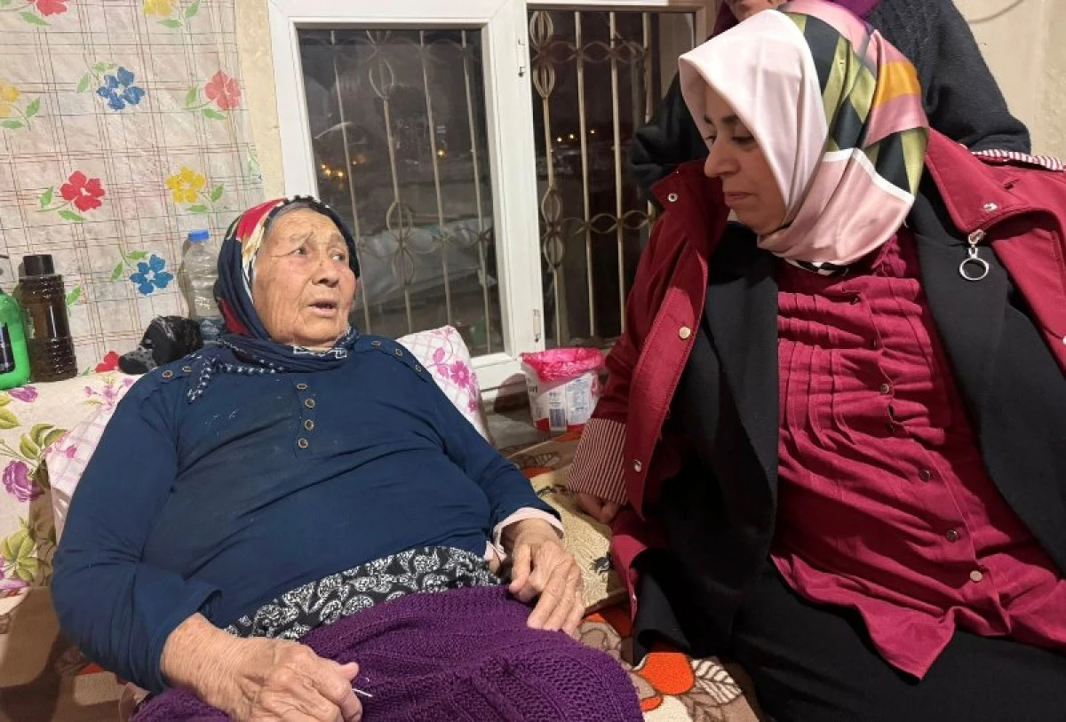 AK Parti G&uuml;lnar Kadın Kolları&rsquo;ndan Ramazan&rsquo;da Anlamlı Ziyaret