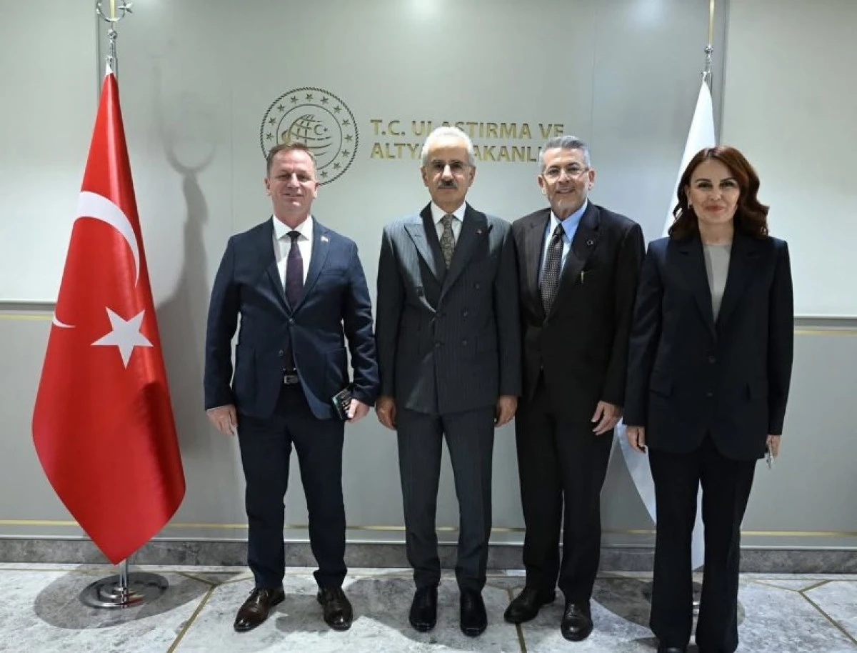 Başkan Fatih &Ouml;nge Ankara&rsquo;da Mersin İ&ccedil;in Devrede: Ulaştırma Bakanı ile Kritik Zirve